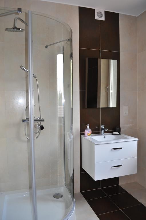 Apartament Scorpion Modlin Czosnow Ngoại thất bức ảnh