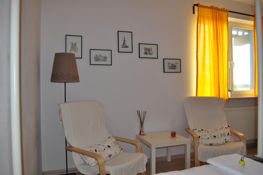 Apartament Scorpion Modlin Czosnow Ngoại thất bức ảnh