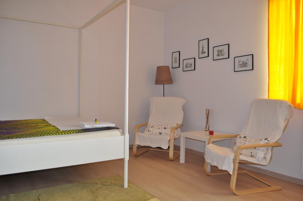 Apartament Scorpion Modlin Czosnow Ngoại thất bức ảnh
