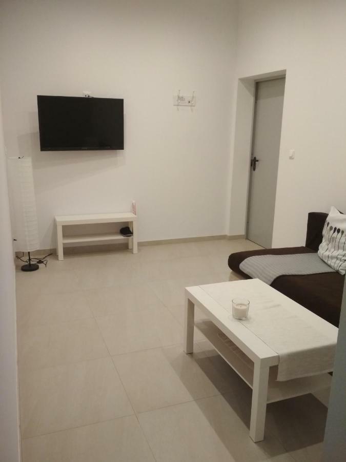 Apartament Scorpion Modlin Czosnow Ngoại thất bức ảnh