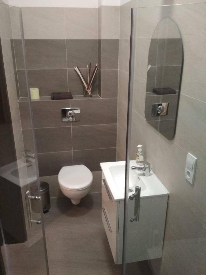 Apartament Scorpion Modlin Czosnow Ngoại thất bức ảnh