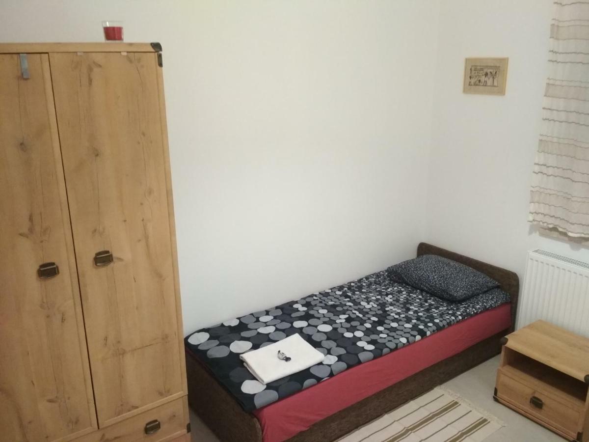 Apartament Scorpion Modlin Czosnow Ngoại thất bức ảnh